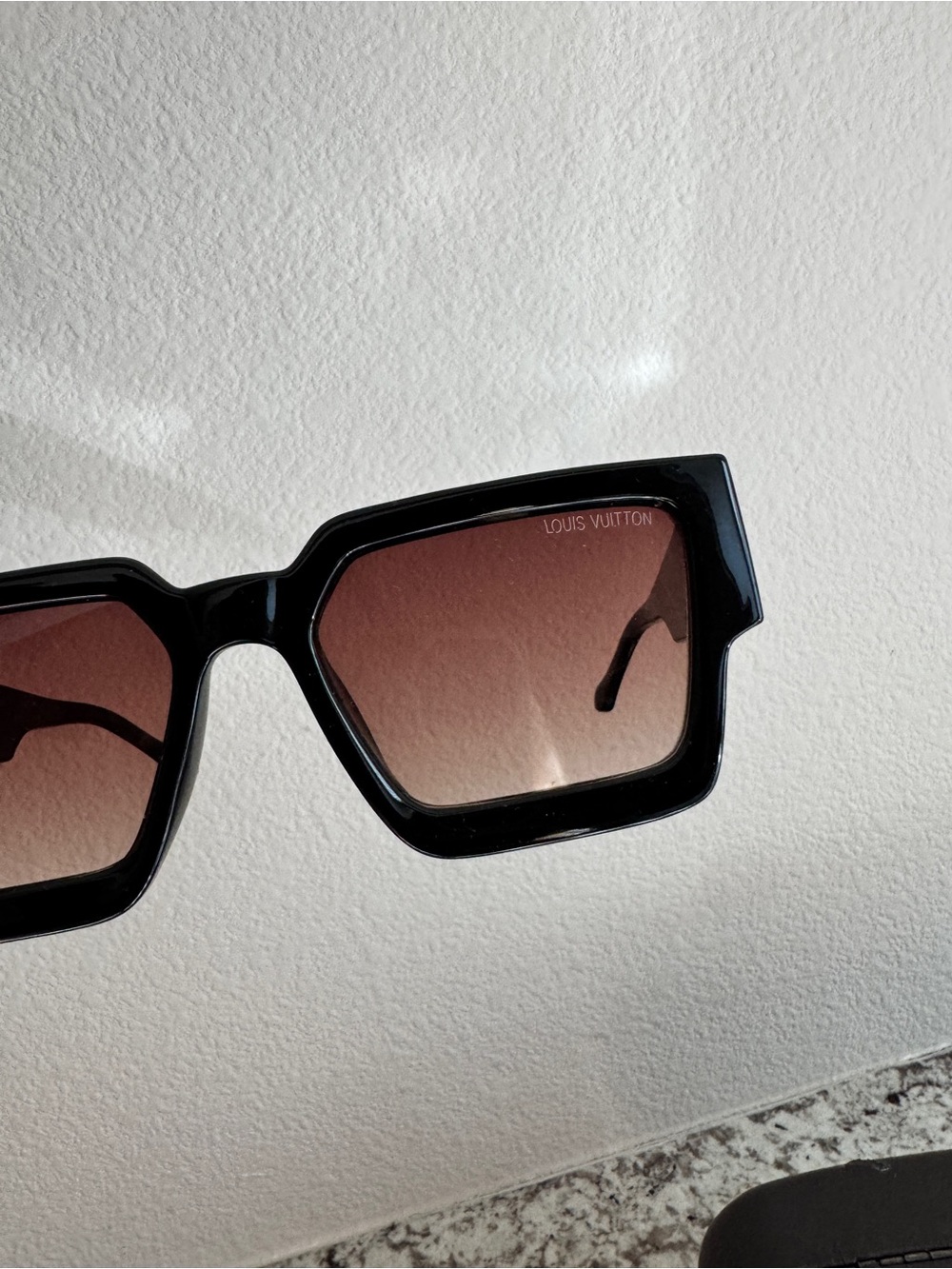 Louis Vuitton Oversized Black Square Sunglasses with Gold Logo Arms - Picture 4 of 5